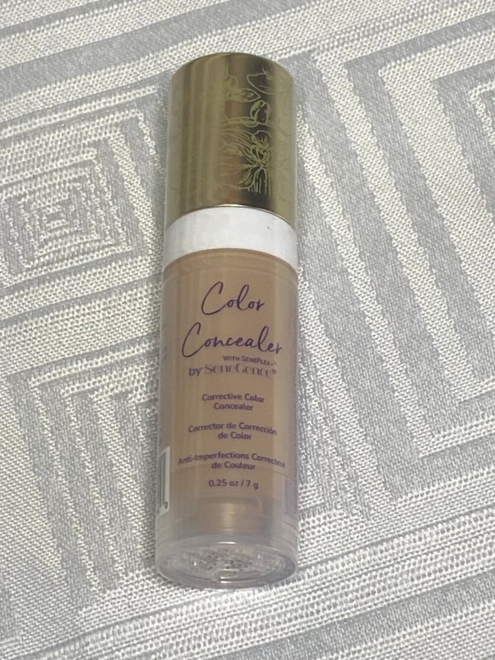 SeneGence Fair-Light Concealer